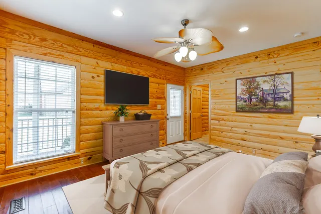 $575,000 | 2322 Mowbray Pike, Soddy Daisy, TN 37379