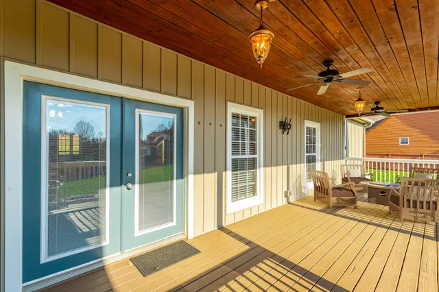 $575,000 | 2322 Mowbray Pike, Soddy Daisy, TN 37379