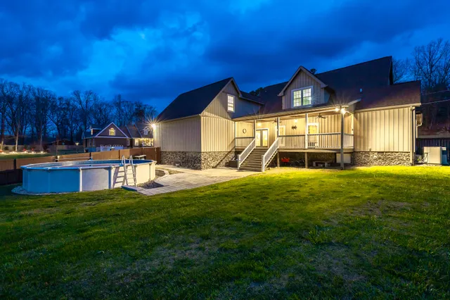 $575,000 | 2322 Mowbray Pike, Soddy Daisy, TN 37379
