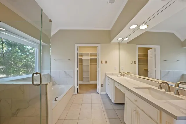 $3,490 | 2802 Timber Hill Drive, Grapevine, TX 76051