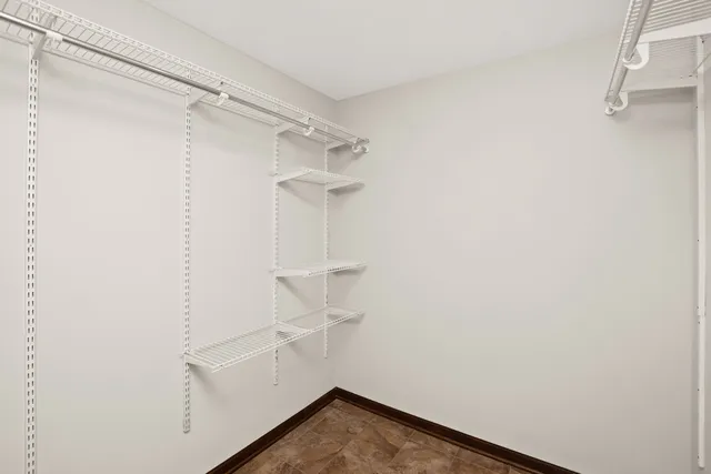 $349,888 | 77 Lake Hinsdale Drive, Unit 207, Willowbrook, IL 60527