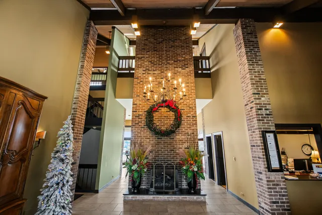 $349,888 | 77 Lake Hinsdale Drive, Unit 207, Willowbrook, IL 60527