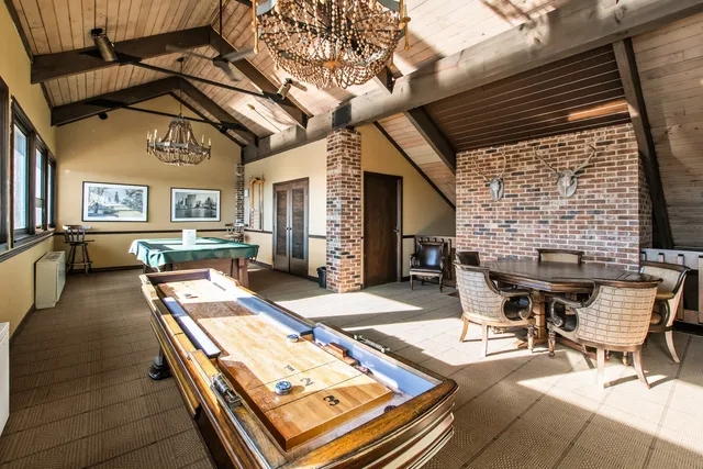 $349,888 | 77 Lake Hinsdale Drive, Unit 207, Willowbrook, IL 60527