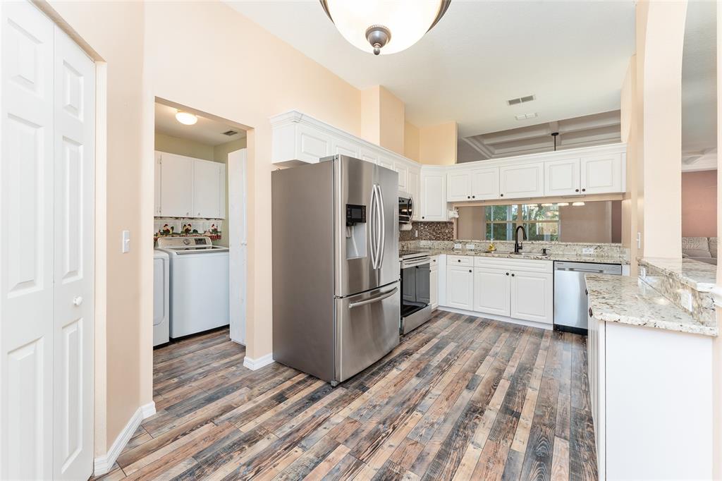 10987 Southwest 69th Circle Ocala, FL 34476 - Photo 15 of 48