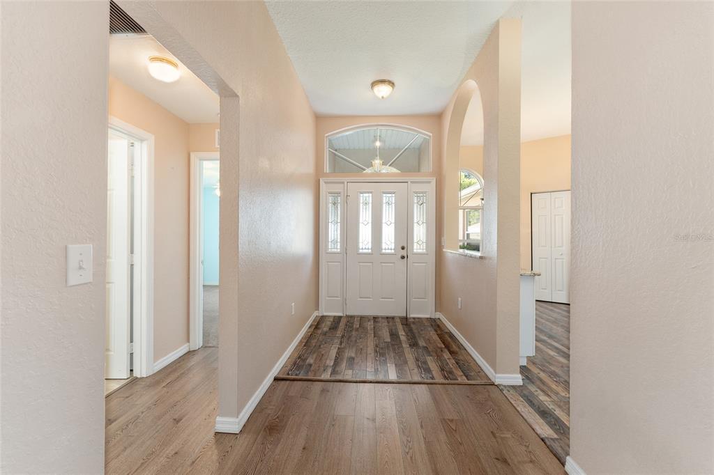 10987 Southwest 69th Circle Ocala, FL 34476 - Photo 5 of 48