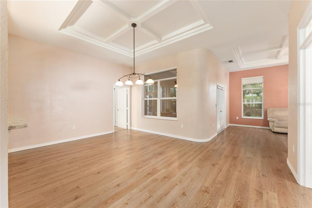 10987 Southwest 69th Circle Ocala, FL 34476 - Photo 6 of 48