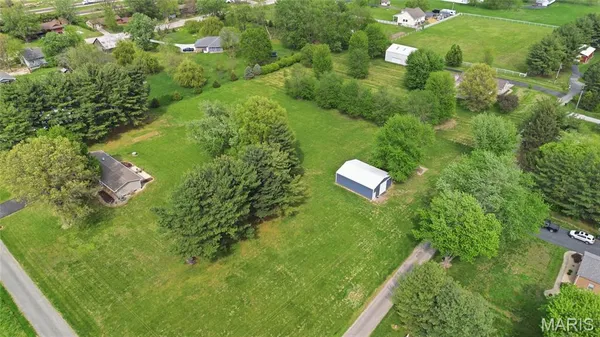 $225,000 | 349 Jo Lee Lane, Glen Carbon, IL 62034