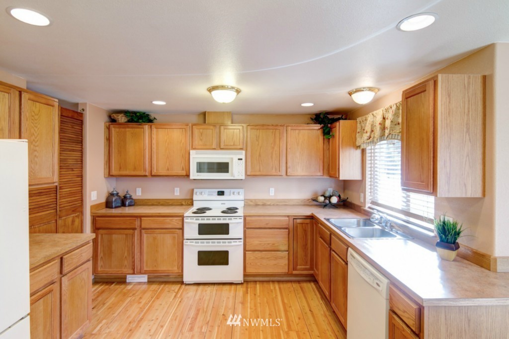 154 Fish Hatchery Road Mossyrock, WA 98564 - Photo 6 of 22 Gallery Image 6