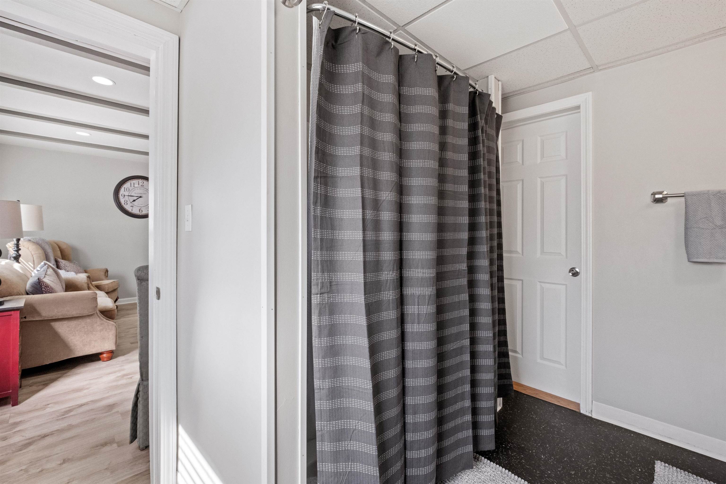 792 Grove Street, Unit 3 Manchester, NH 03103 - Photo 18 of 29