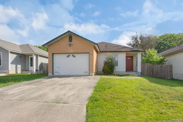 $1,600 | 6635 Barton Rock Lane, San Antonio, TX 78239