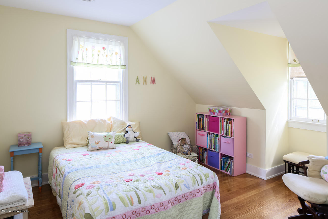 596 Sunset Road Louisville, KY 40206 - Photo 12 of 23 12