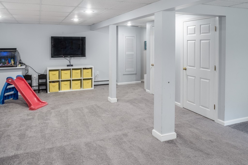 51 York Road Mansfield, MA 02048 - Photo 10 of 11 Gallery Image 10