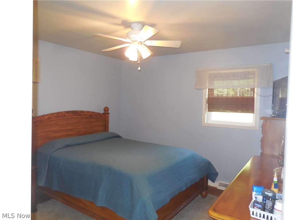 29444 White Road Wickliffe, OH 44092 - Photo 7 of 15 Good sized bedroom with hardwood floors.