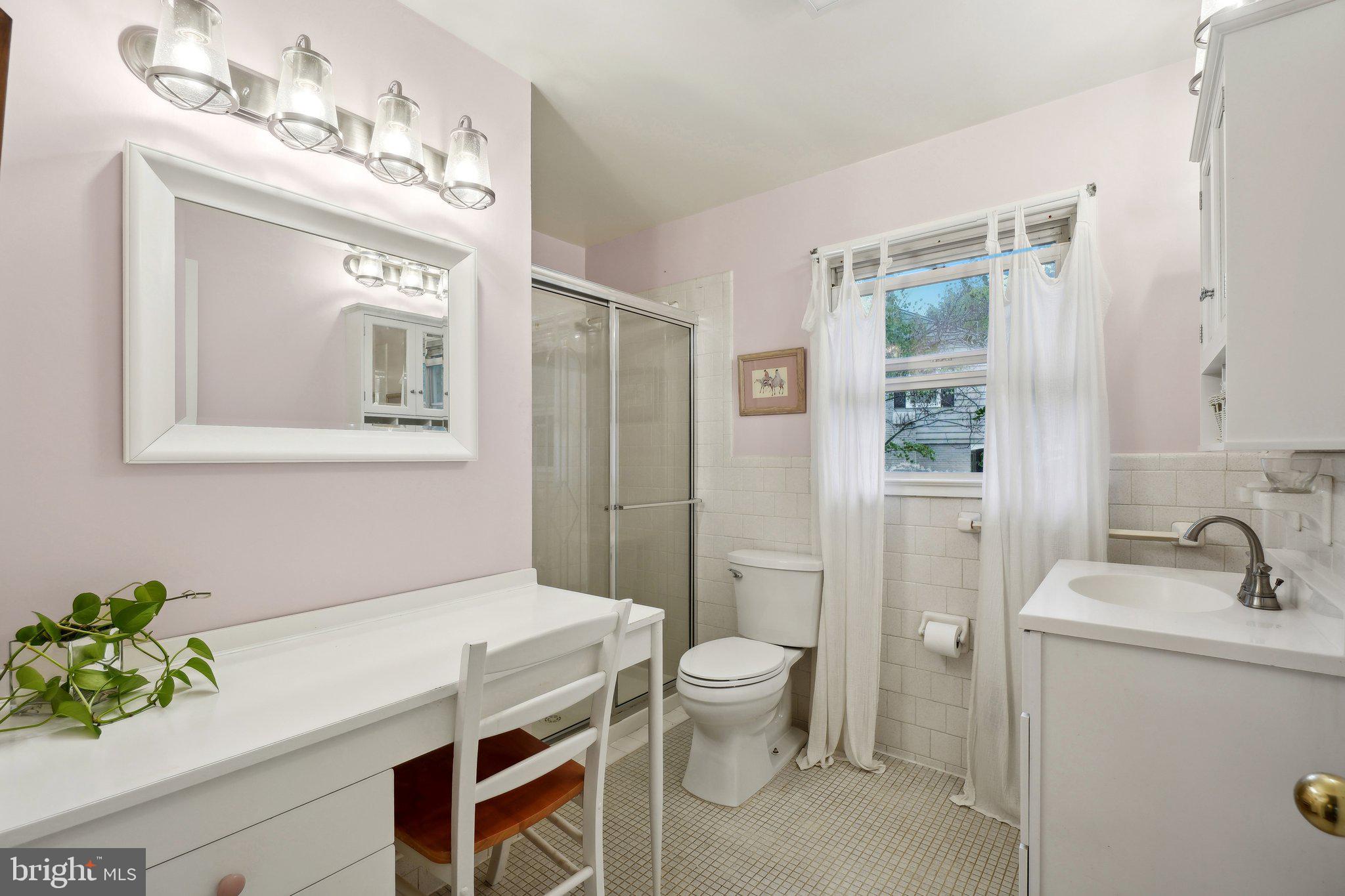 2508 Londonderry Road Alexandria, VA 22308 - Photo 15 of 38 Gallery Image 15
