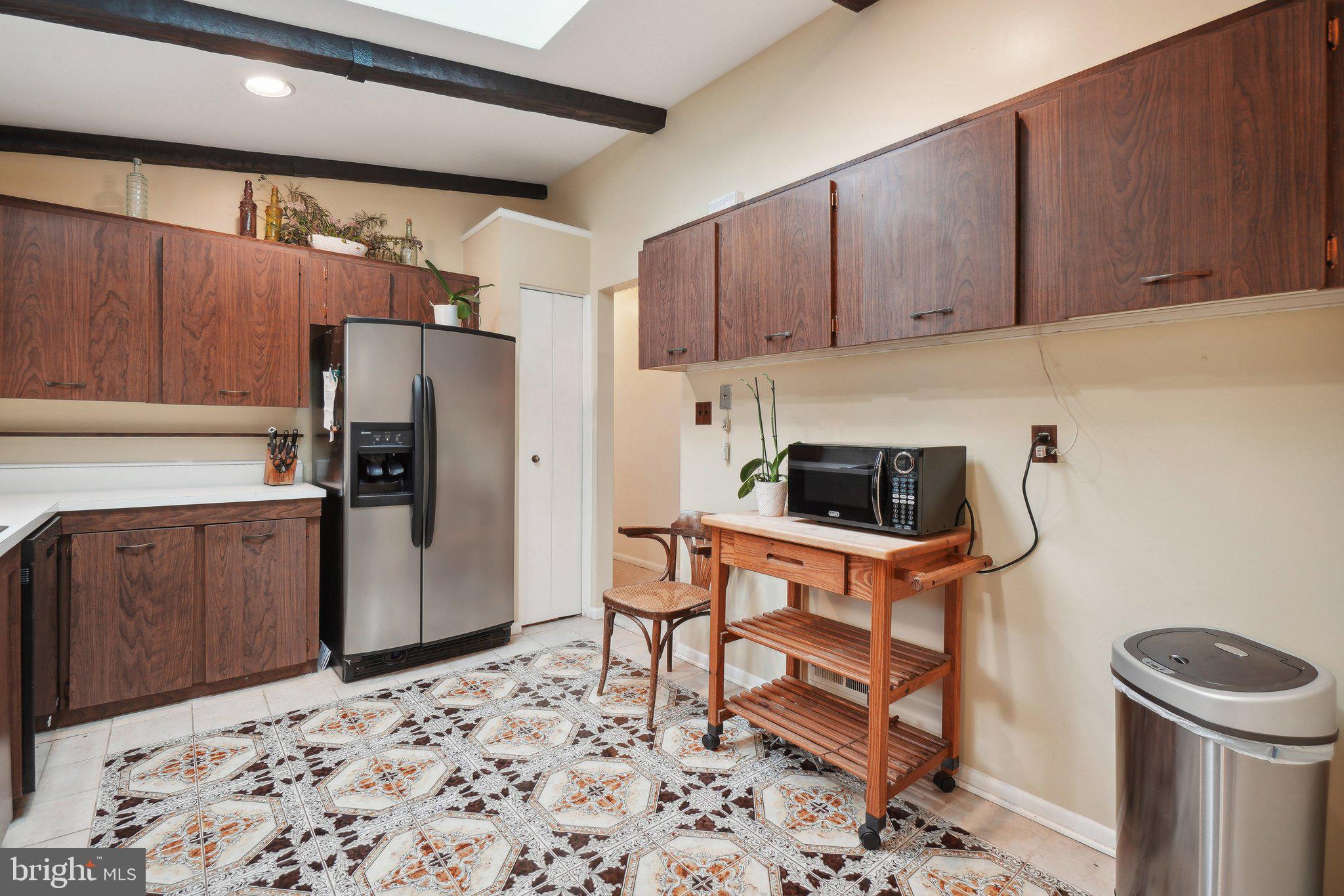 2508 Londonderry Road Alexandria, VA 22308 - Photo 10 of 38 Gallery Image 10