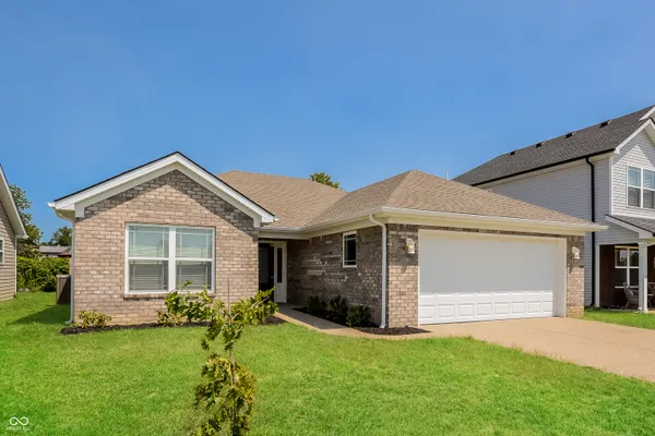 $2,045 | 7307 Meyer Loop, Sellersburg, IN 47172