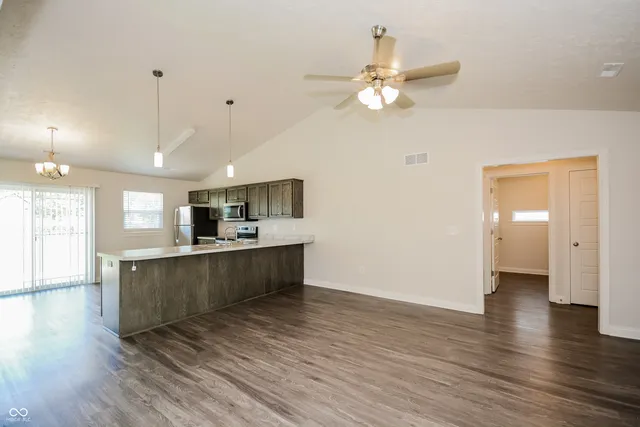 $2,045 | 7307 Meyer Loop, Sellersburg, IN 47172