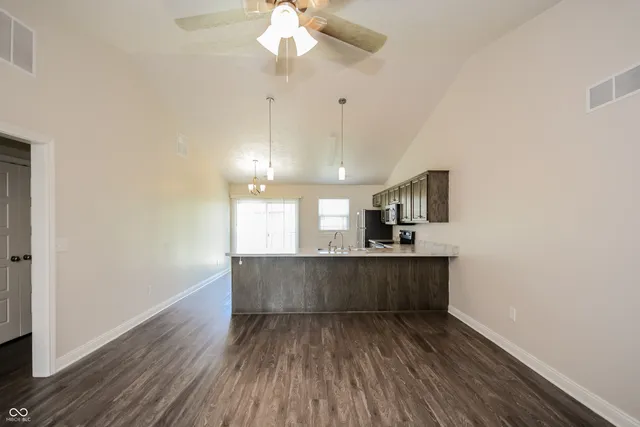 $2,045 | 7307 Meyer Loop, Sellersburg, IN 47172