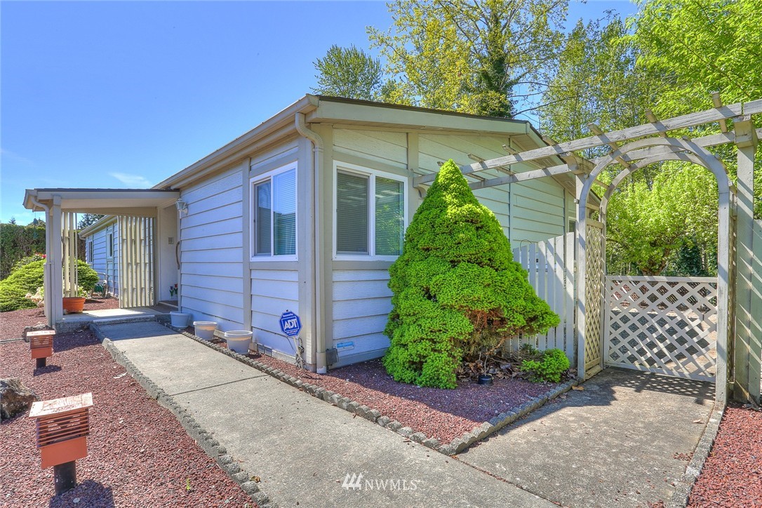 23722 Vista View Avenue Bothell, WA 98021 - Photo 2 of 25