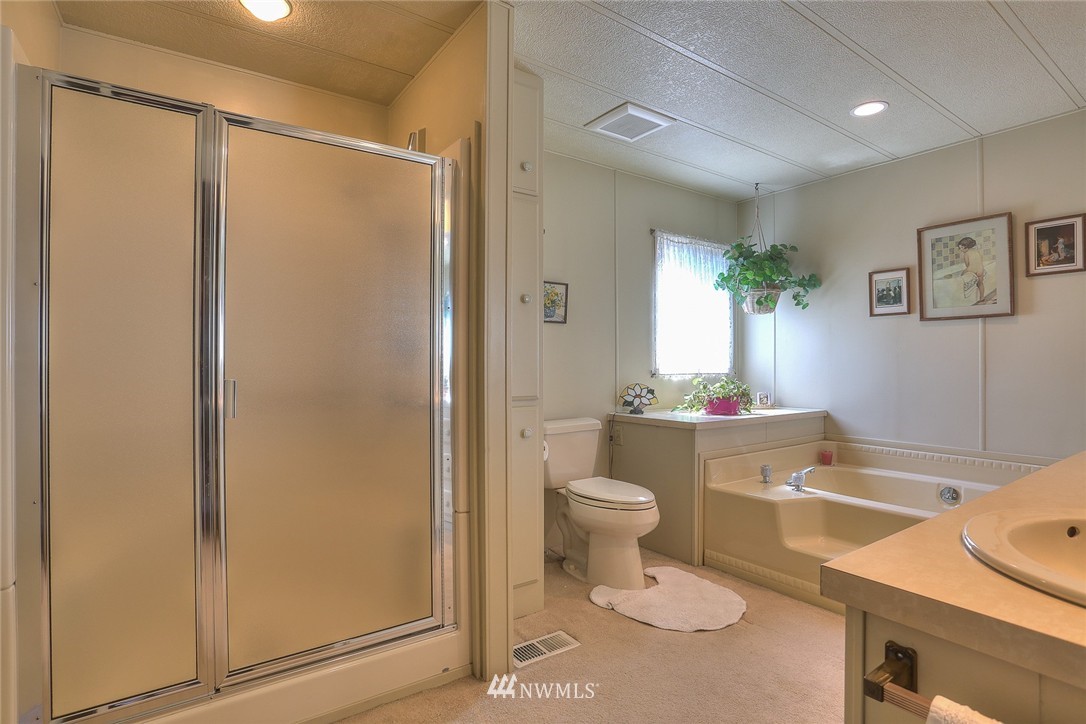 23722 Vista View Avenue Bothell, WA 98021 - Photo 14 of 25