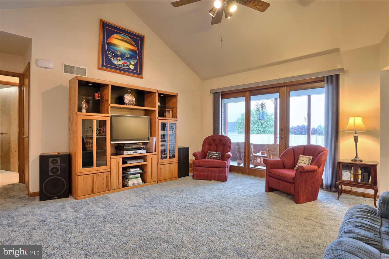 335 Thorley Road New Cumberland, PA 17070 - Photo 14 of 24 Gallery Image 14