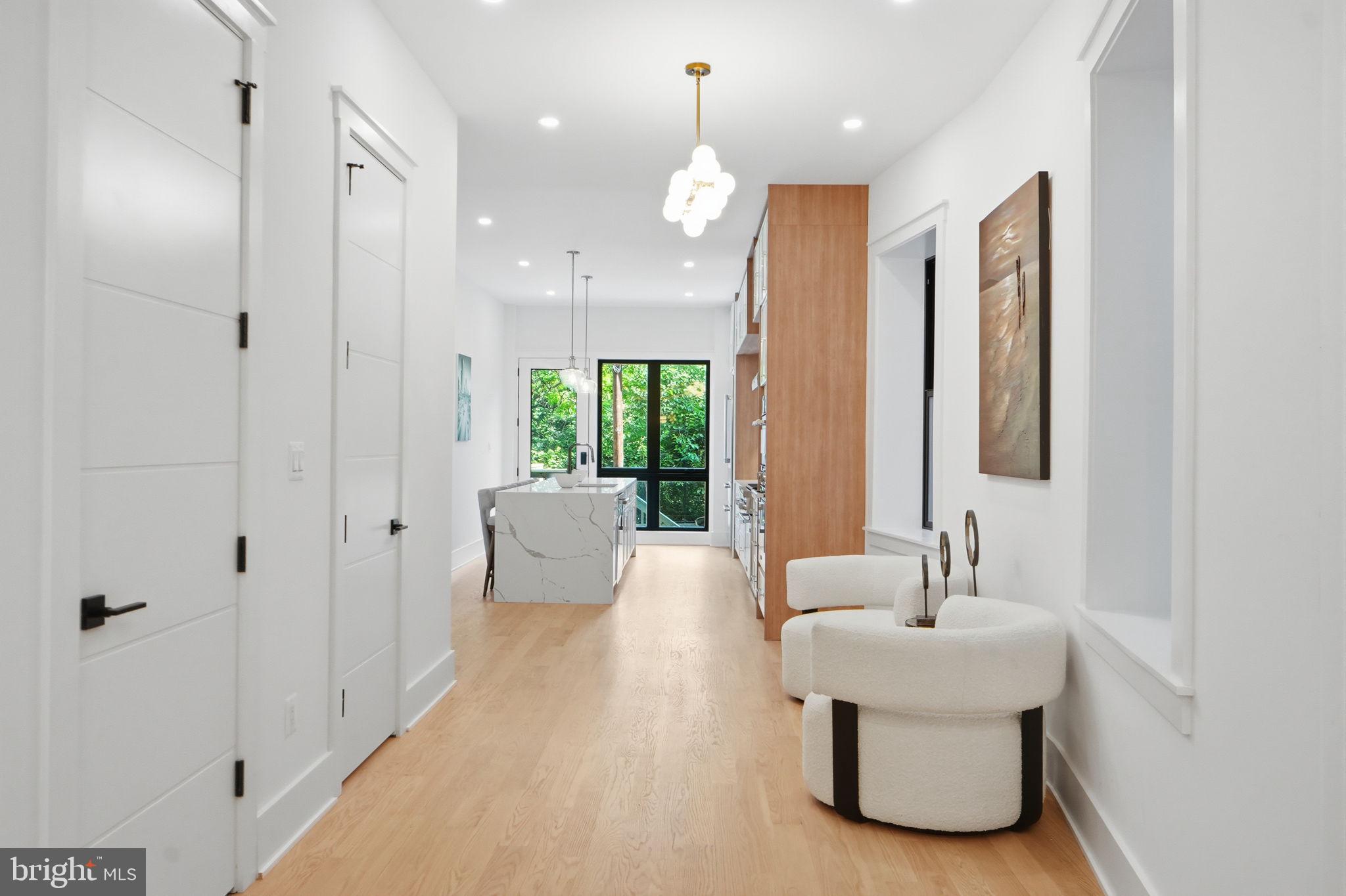 1933 Calvert Street Northwest Washington, DC 20009 - Photo 20 of 72