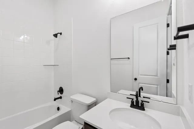 $390,670 | 21910 Iris Colony Drive, Waller, TX 77484