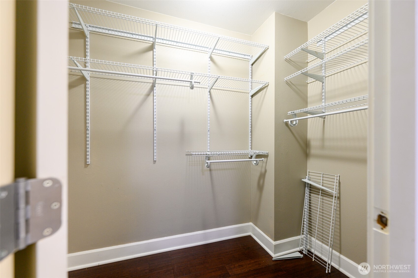 19102 20th Drive Southeast, Unit B204 Bothell, WA 98012 - Photo 21 of 33