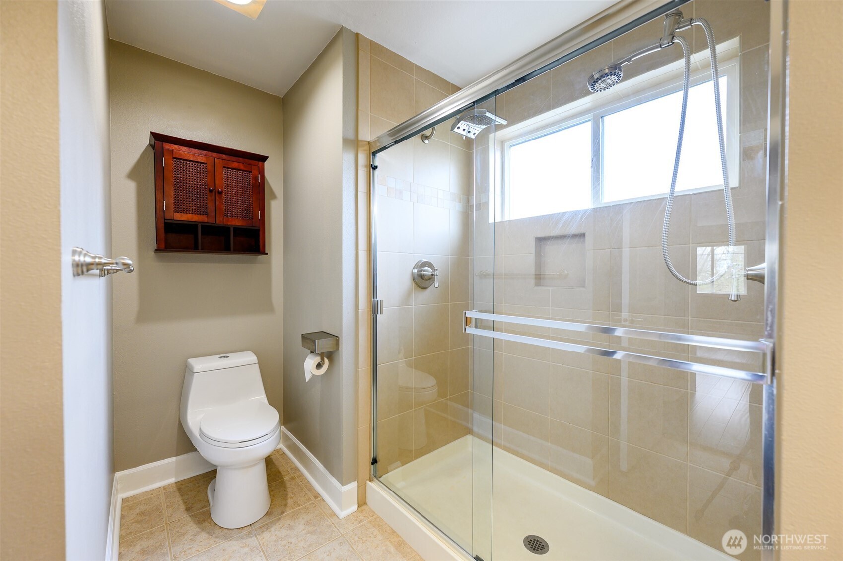 19102 20th Drive Southeast, Unit B204 Bothell, WA 98012 - Photo 24 of 33