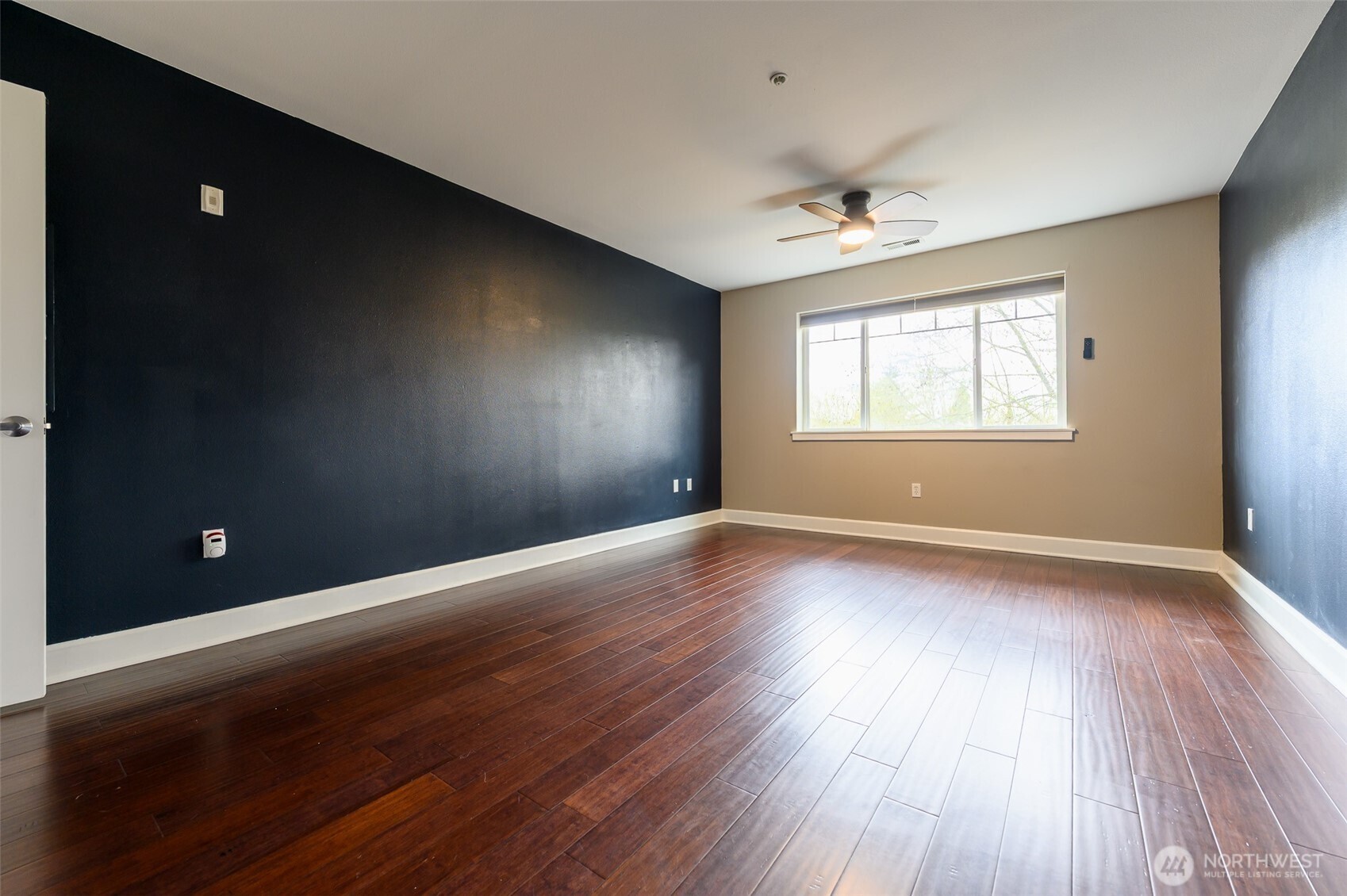 19102 20th Drive Southeast, Unit B204 Bothell, WA 98012 - Photo 27 of 33