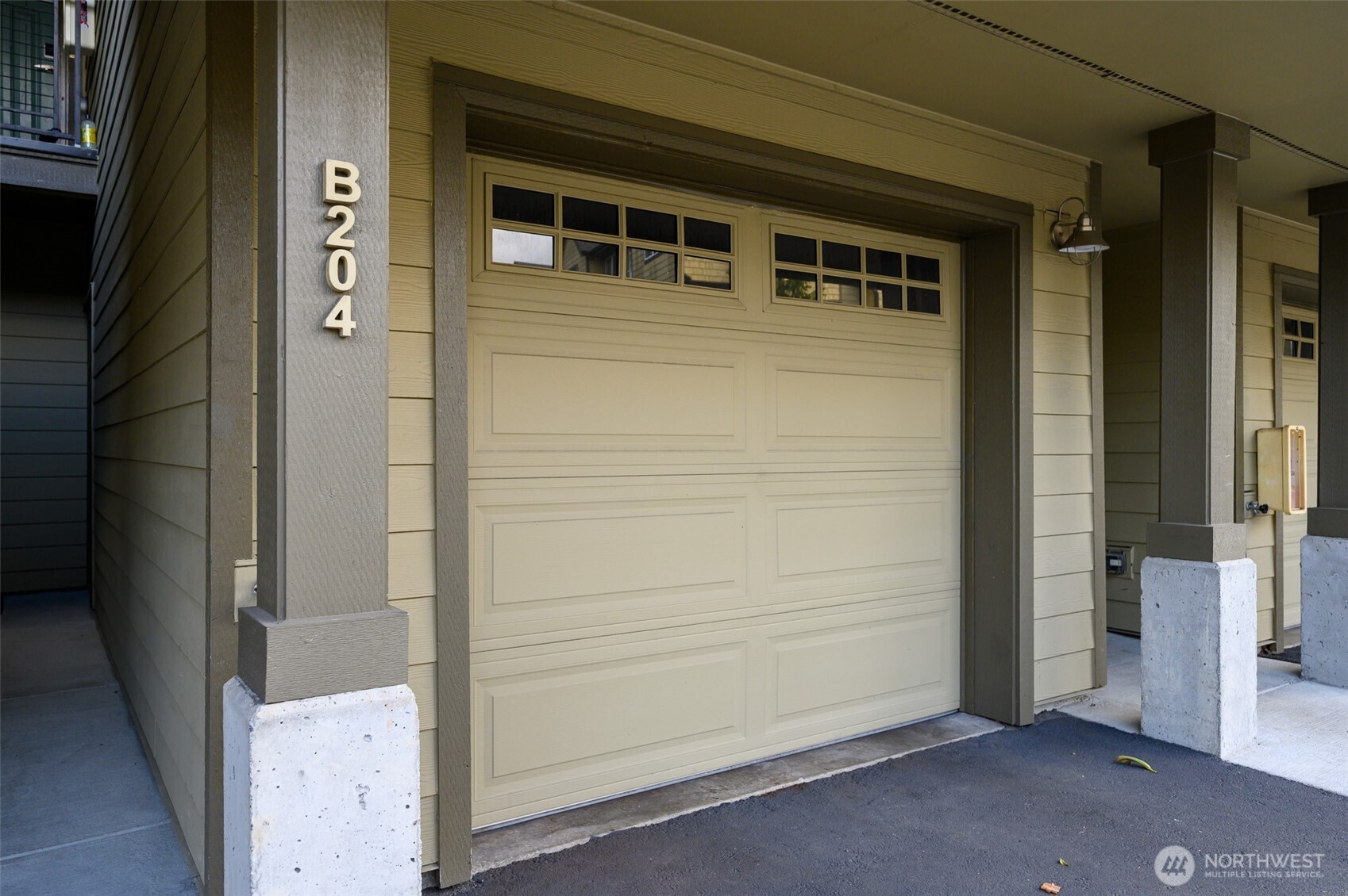 19102 20th Drive Southeast, Unit B204 Bothell, WA 98012 - Photo 28 of 33