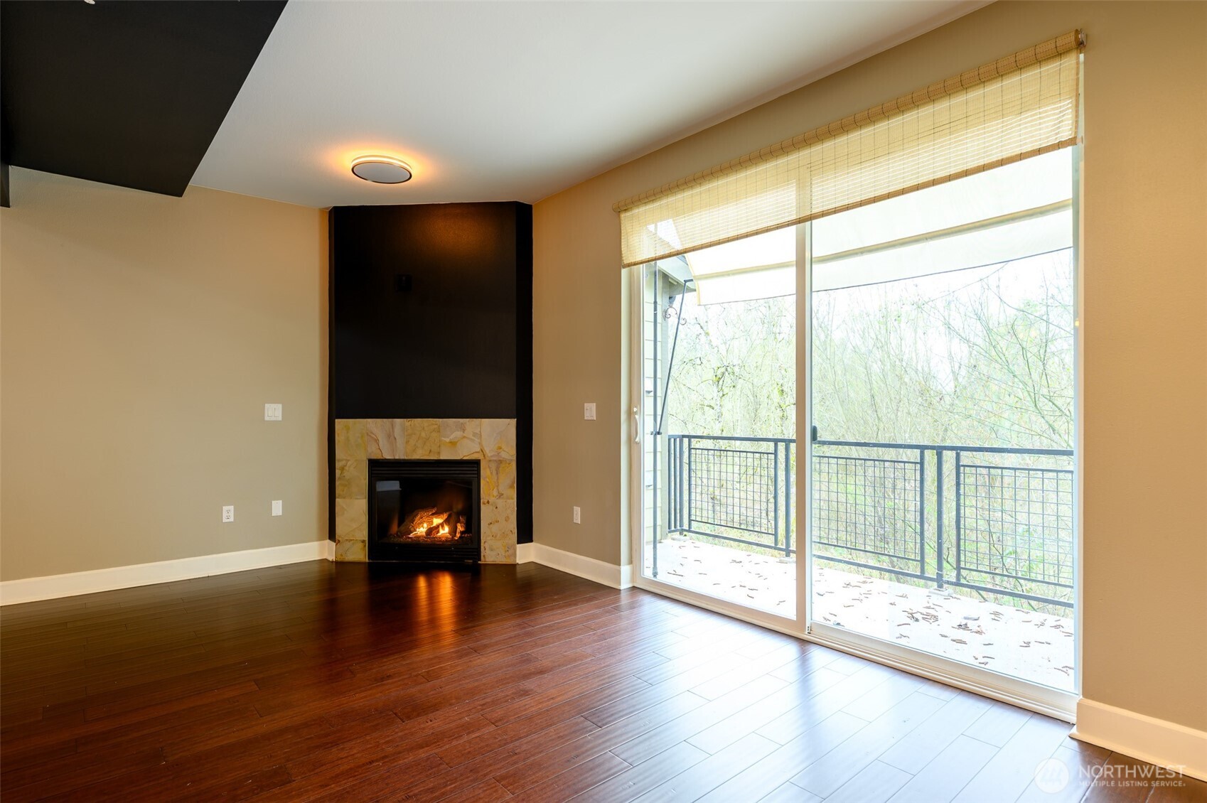 19102 20th Drive Southeast, Unit B204 Bothell, WA 98012 - Photo 7 of 33