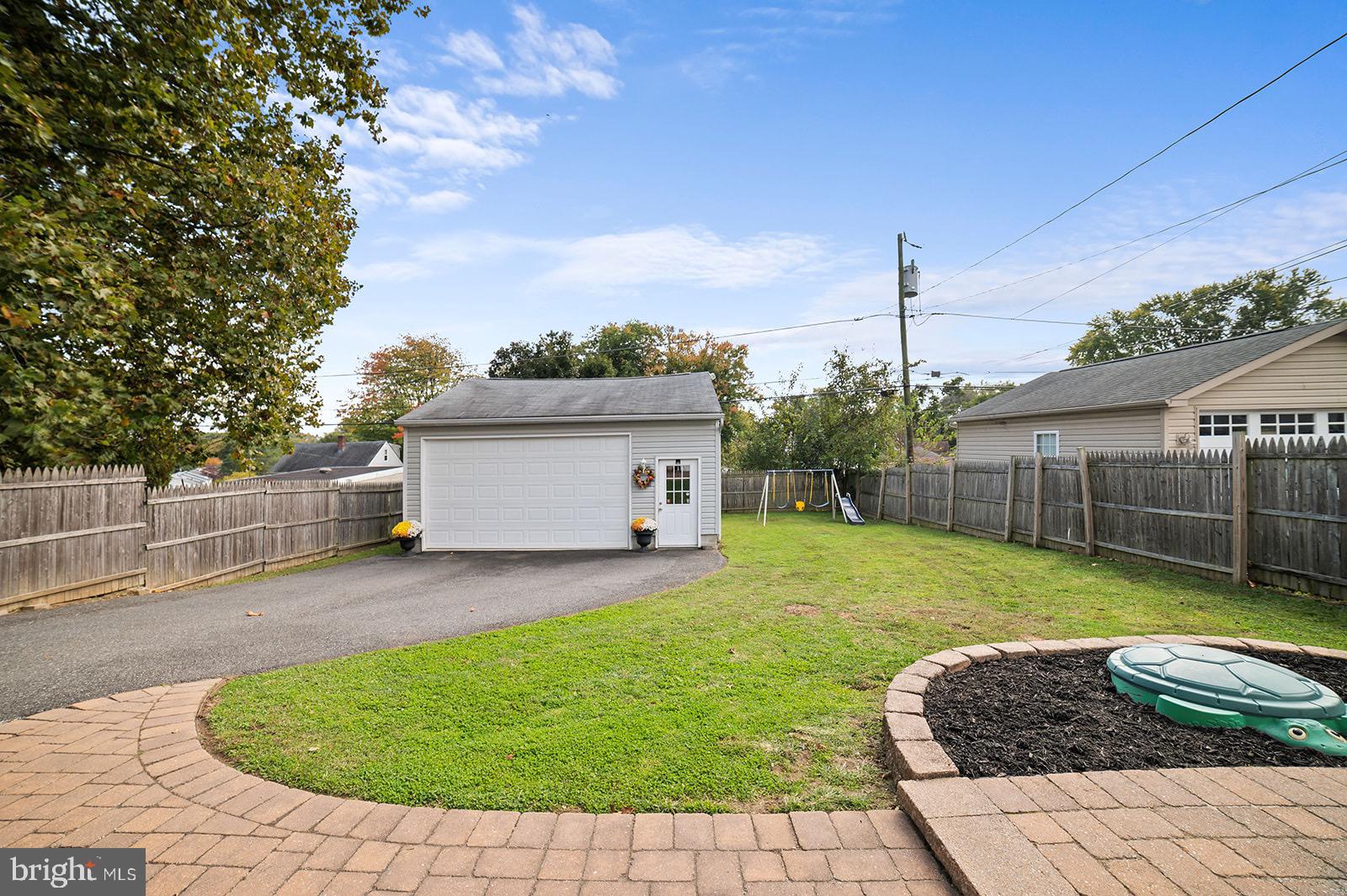 18 Ridge Road Aston, PA 19014 - Photo 50 of 54 Garage