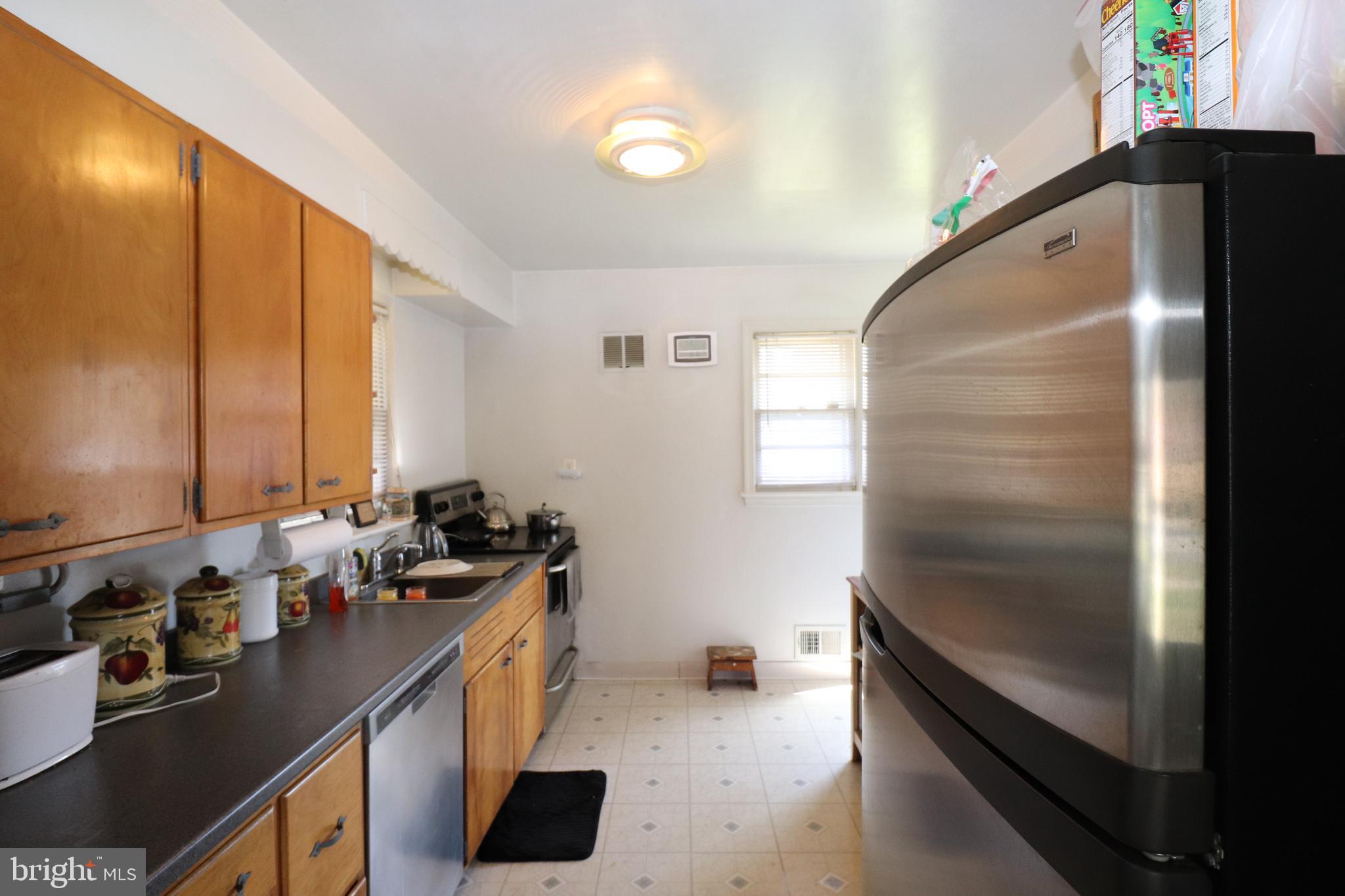 2607 Higbee Road Adelphi, MD 20783 - Photo 6 of 11 Kitchen View From Sala