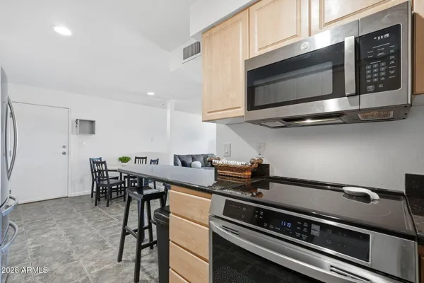 $400,000 | 1005 East 8th Street, Unit 2003, Tempe, AZ 85281