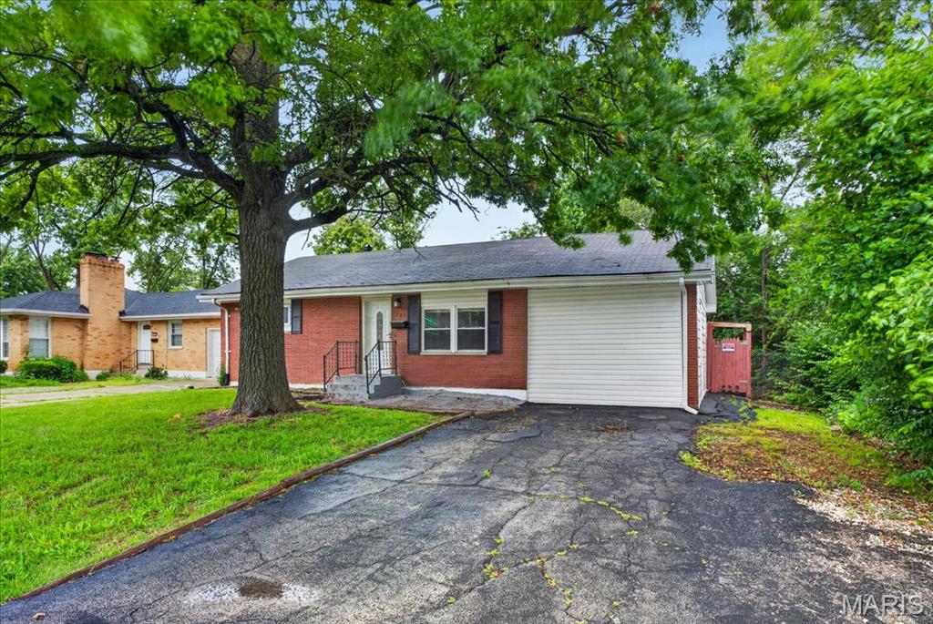 722 State Street Dupo, IL 62239 - Photo 3 of 27