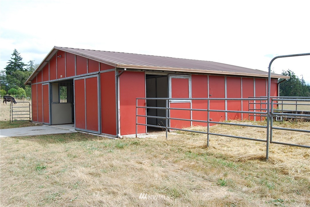 450 East Sleeper Road Oak Harbor, WA 98277 - Photo 8 of 17 Gallery Image 8