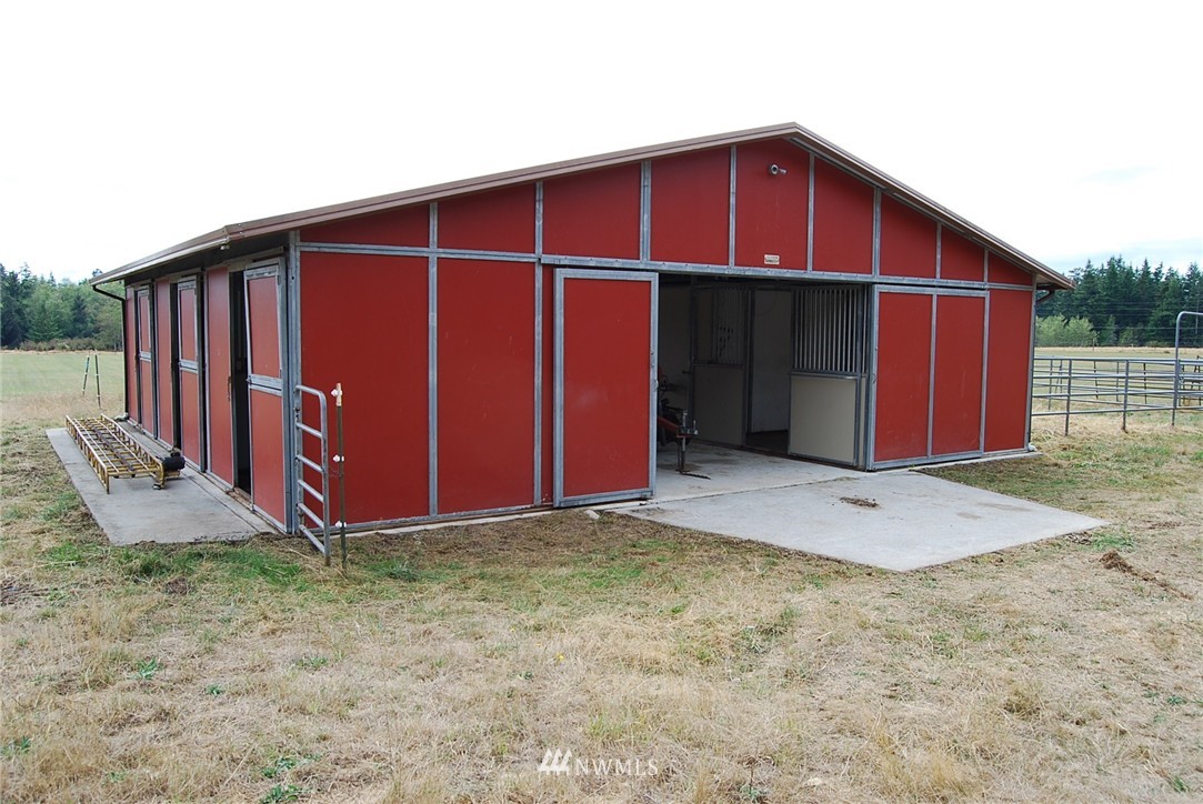 450 East Sleeper Road Oak Harbor, WA 98277 - Photo 9 of 17 Gallery Image 9