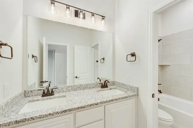 $324,600 | 221 Sweetwater Drive, Commerce, TX 75428