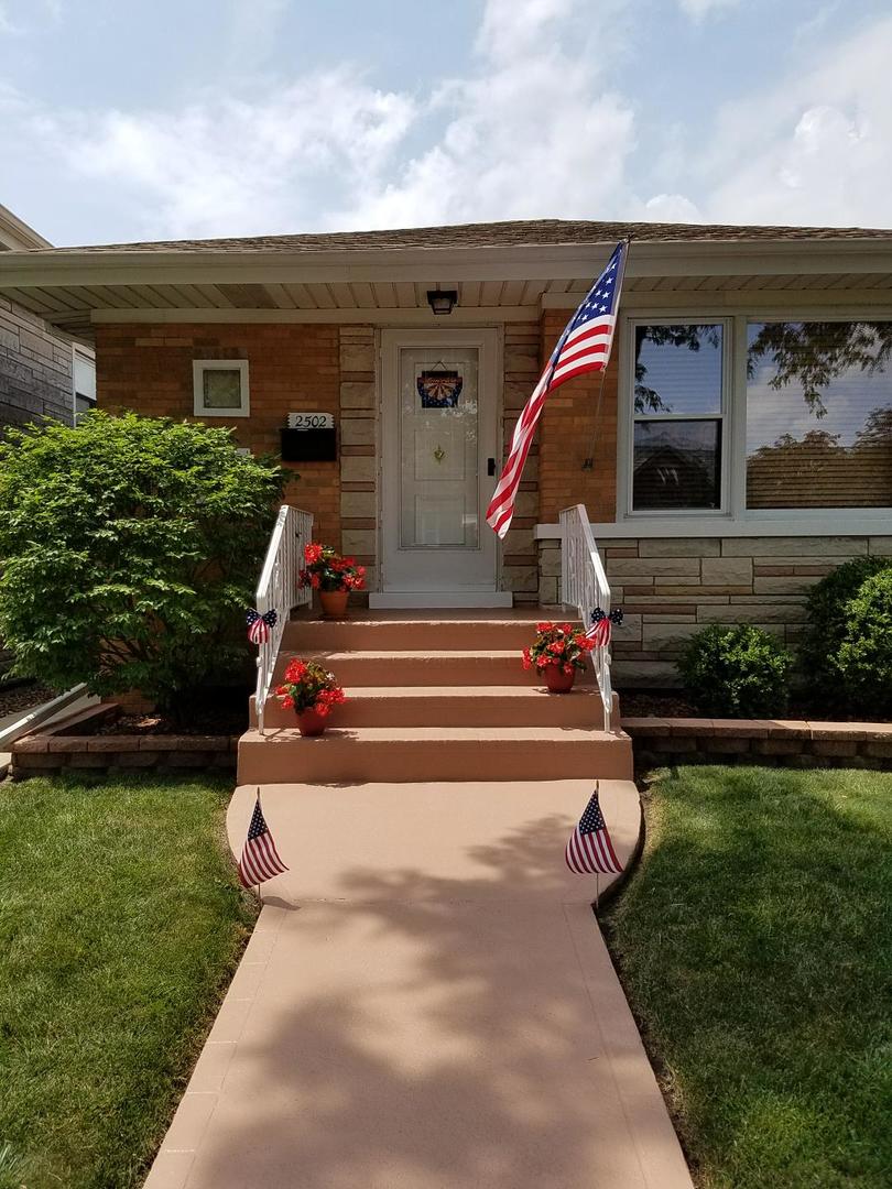 2502 Forest Avenue North Riverside, IL 60546 - Photo 1 of 28