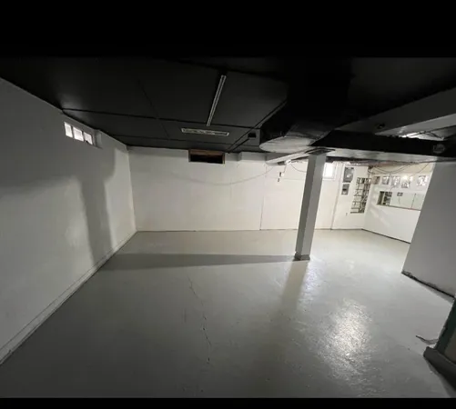 $2,800 | 3835 South 17th Street, Milwaukee, WI 53221