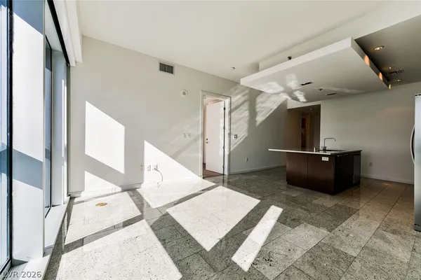 $2,350 | 4471 Dean Martin Drive, Unit 507, Las Vegas, NV 89103