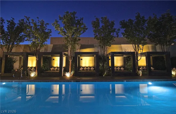 $2,350 | 4471 Dean Martin Drive, Unit 507, Las Vegas, NV 89103