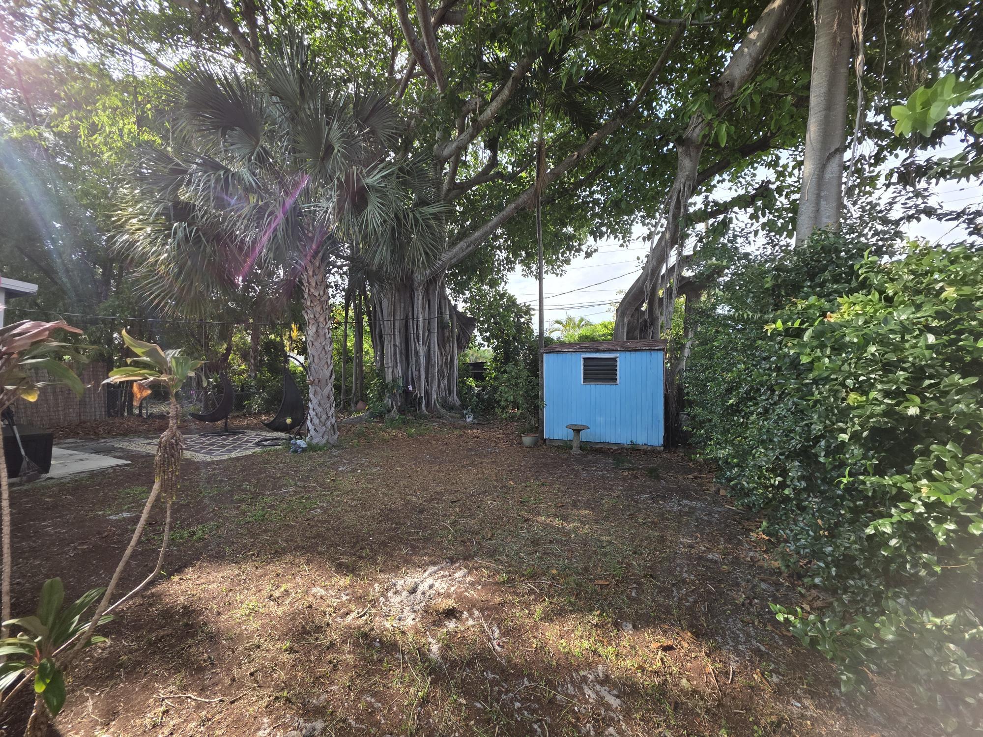 819 Valley Forge Road West Palm Beach, FL 33405 - Photo 21 of 31 15852