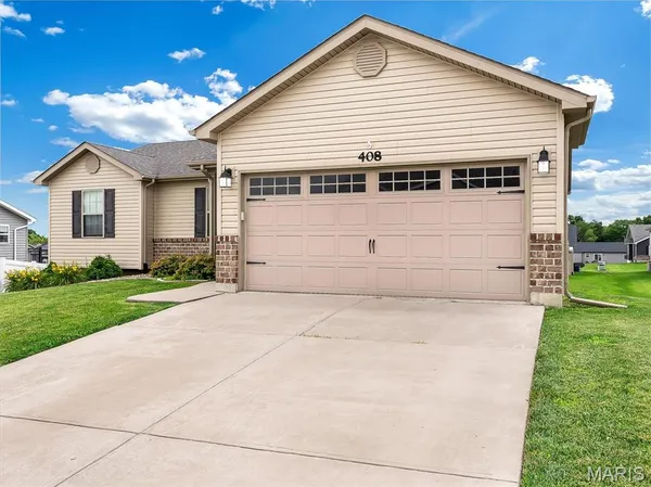 $332,900 | 408 Split Rail Drive, Wright City, MO 63390