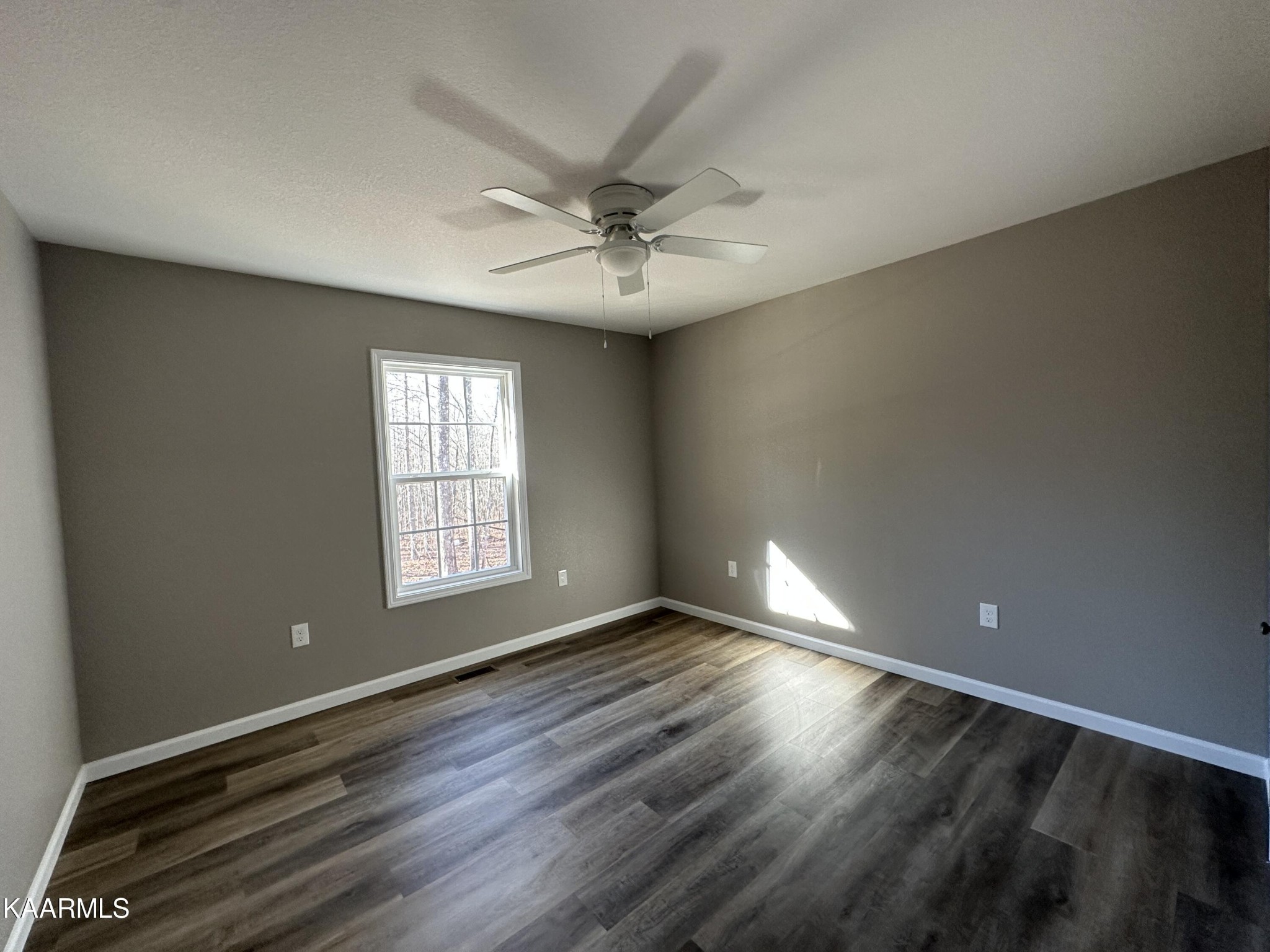 1222 Press Beaty Road Jamestown, TN 38556 - Photo 15 of 50 Gallery Image 15