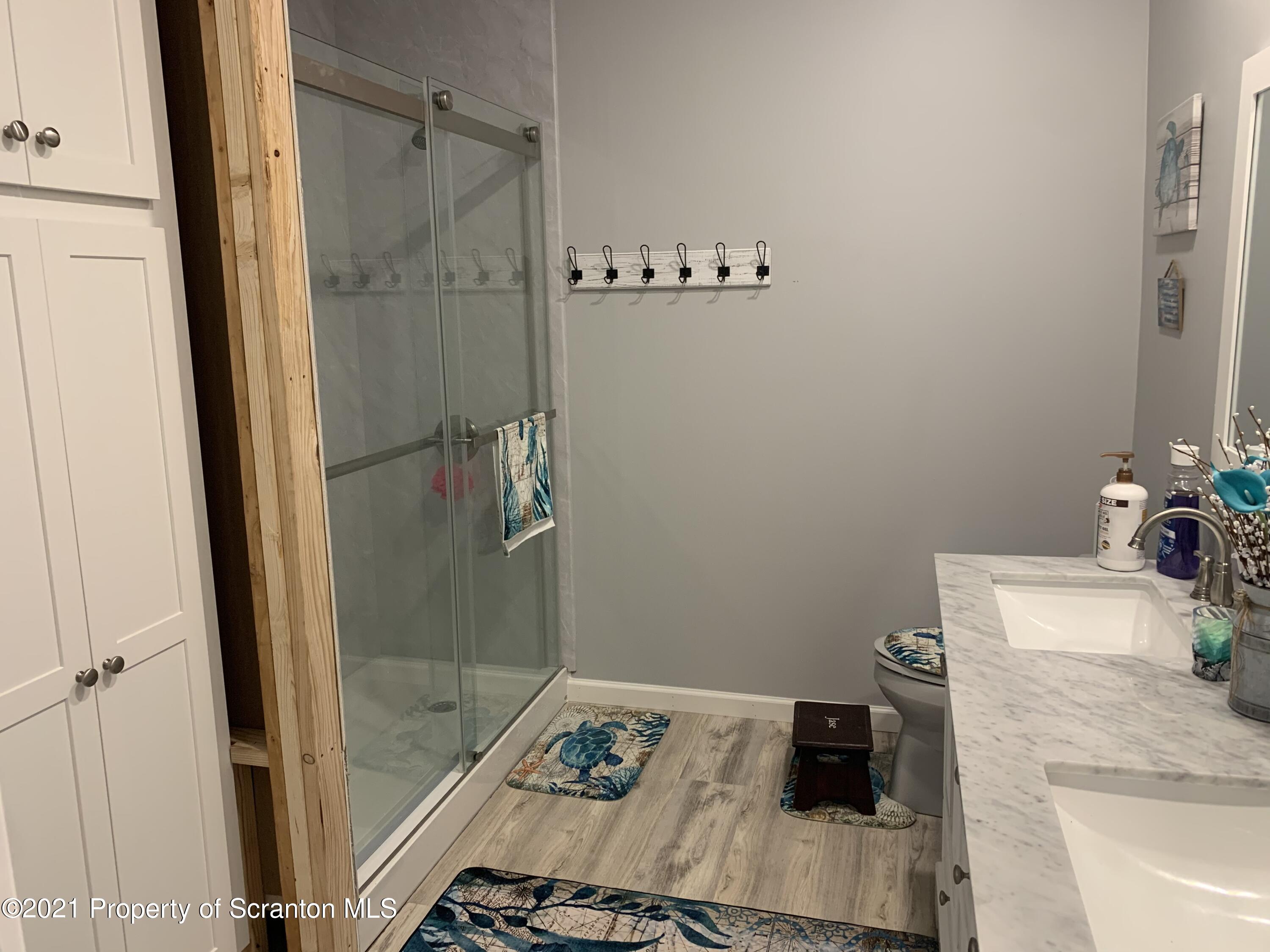1181 Lake Road Lake Winola, PA 18419 - Photo 10 of 36 Gallery Image 10
