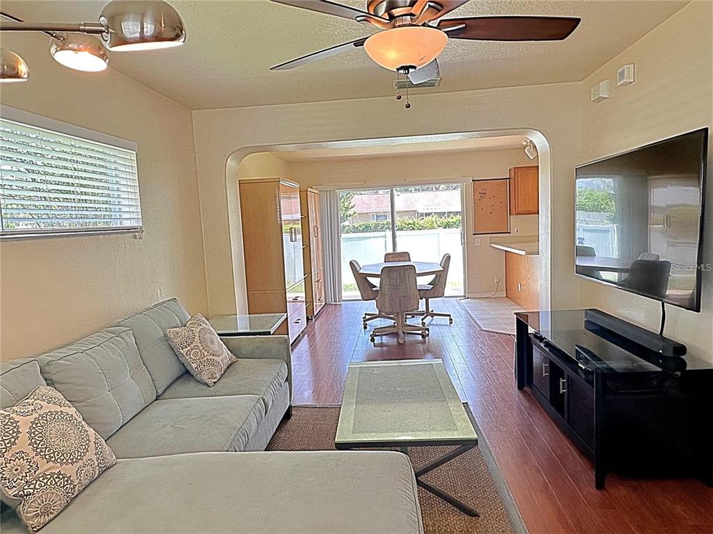 13129 Thoroughbred Loop Largo, FL 33773 - Photo 4 of 34