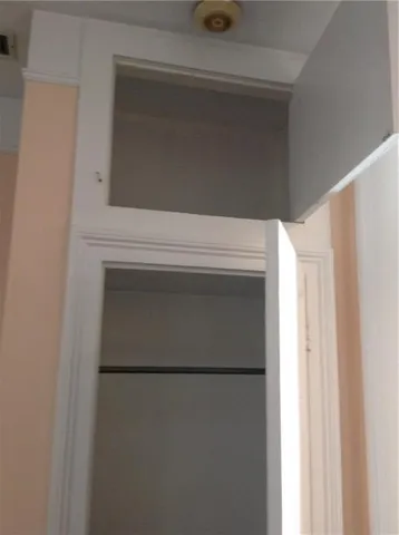 $1,300 | 827 St Peter, Unit 827, New Orleans, LA 70116