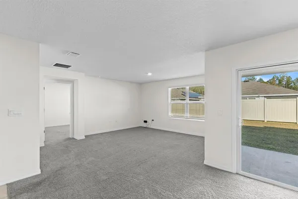 $2,300 | 2145 Northwest 247 Drive, Newberry, FL 32669